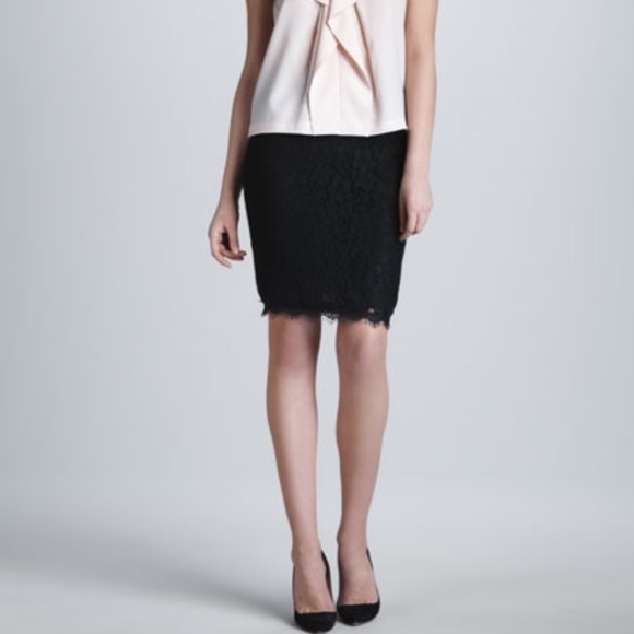 DIANE VON FURSTENBERG Scotia Black Lace Pencil Skirt Size 2 - Picture 13 of 13